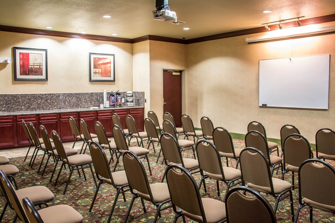 Imagen de los interiores del Hotel Sleep Inn and Suites At Six Flags. Foto 12