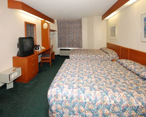Imagen de la habitación del Hotel Sleep Inn and Suites Bay View Acme - Travers City. Foto 5