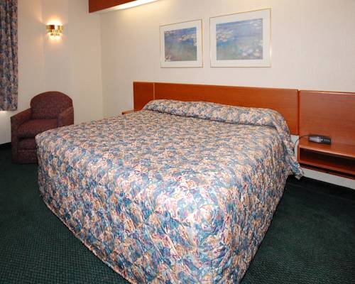 Imagen general del Hotel Sleep Inn and Suites Bay View Acme - Travers City. Foto 1