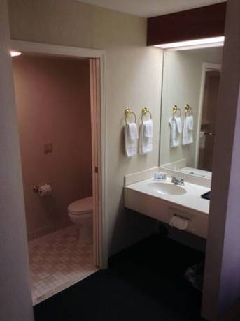 Imagen de la habitación del Hotel Sleep Inn and Suites Bay View Acme - Travers City. Foto 6