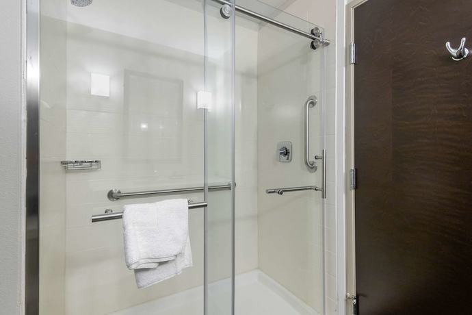 Imagen de la habitación del Hotel Sleep Inn and Suites Bricktown - near Medical Center. Foto 2