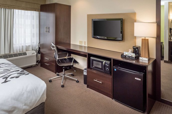 Imagen de la habitación del Hotel Sleep Inn and Suites Cross Lanes - South Charleston. Foto 11