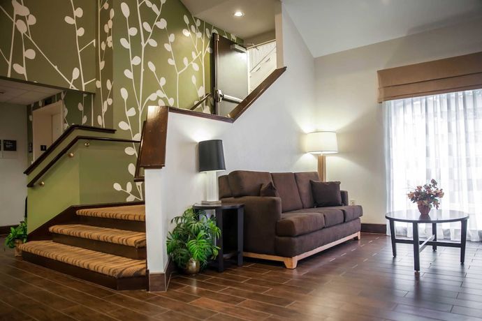 Imagen de los interiores del Hotel Sleep Inn and Suites Emmitsburg. Foto 17