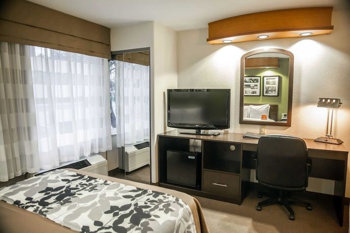 Imagen de la habitación del Hotel Sleep Inn and Suites Emmitsburg. Foto 6