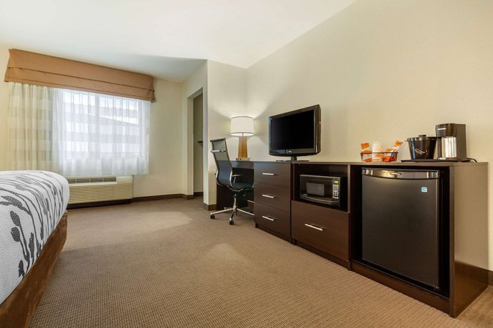 Imagen de la habitación del Hotel Sleep Inn and Suites Fargo Medical Center. Foto 2