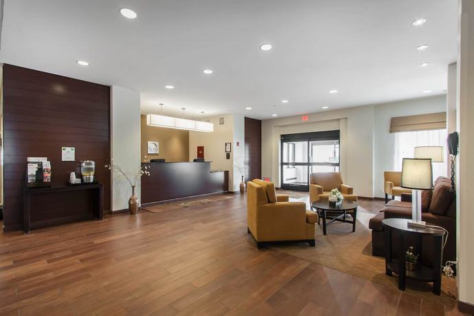 Imagen de los interiores del Hotel Sleep Inn and Suites Fargo Medical Center. Foto 18