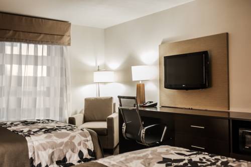 Imagen de la habitación del Hotel Sleep Inn and Suites Fort Campbell. Foto 2
