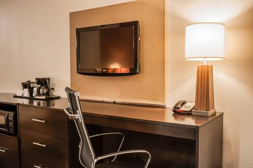 Imagen de la habitación del Hotel Sleep Inn and Suites Fort Campbell. Foto 4