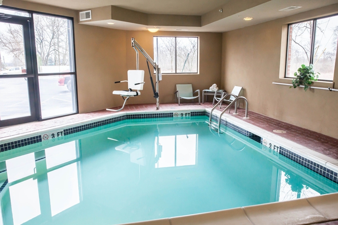 Imagen de la piscina del Hotel Sleep Inn and Suites, Gettysburg . Foto 16