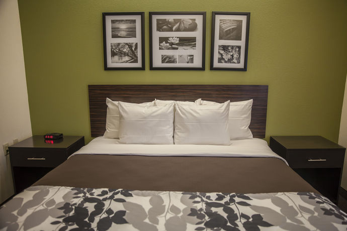 Imagen de los interiores del Hotel Sleep Inn and Suites, Hagerstown. Foto 14