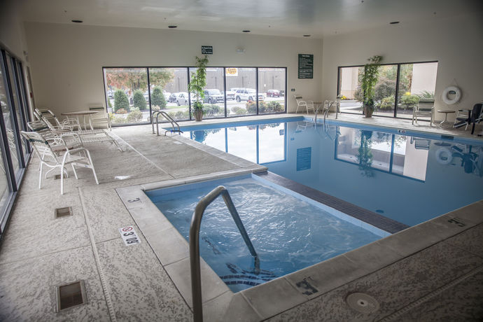 Imagen de la piscina del Hotel Sleep Inn and Suites, Hagerstown. Foto 16