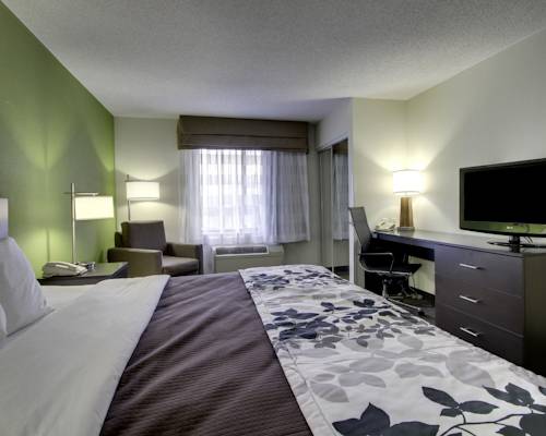 Imagen de la habitación del Hotel Sleep Inn and Suites Harrisonburg Near University. Foto 6