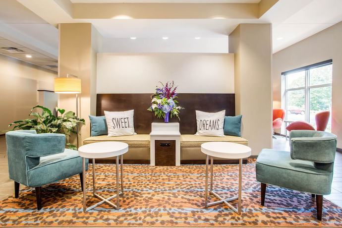 Imagen de los interiores del Hotel Sleep Inn and Suites Monroe - Woodbury. Foto 19