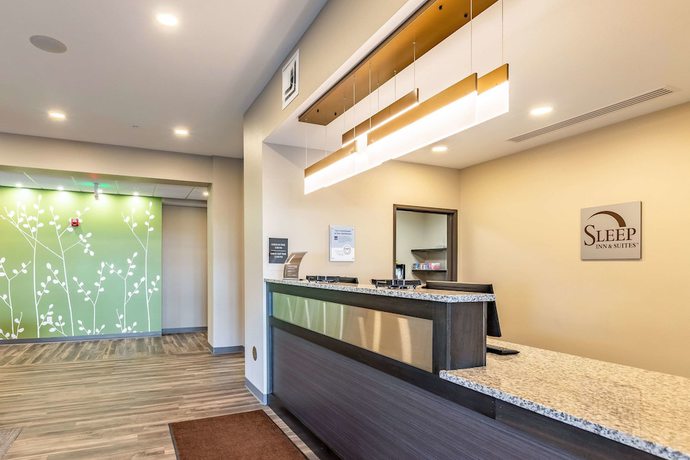 Imagen de los interiores del Hotel Sleep Inn and Suites Mt. Hope near Auction and Event Center. Foto 17