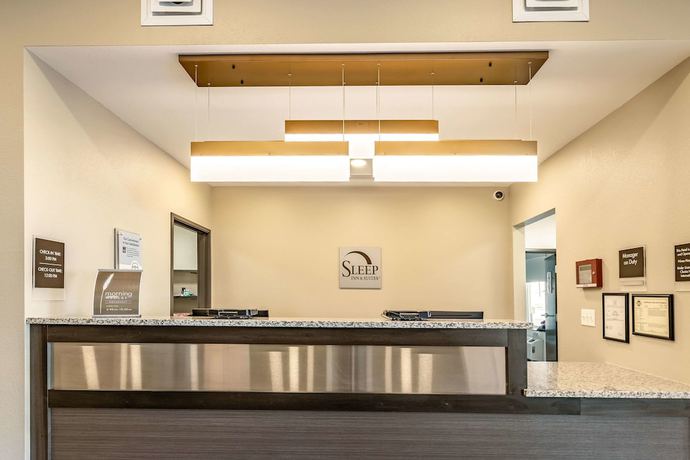 Imagen de los interiores del Hotel Sleep Inn and Suites Mt. Hope near Auction and Event Center. Foto 18