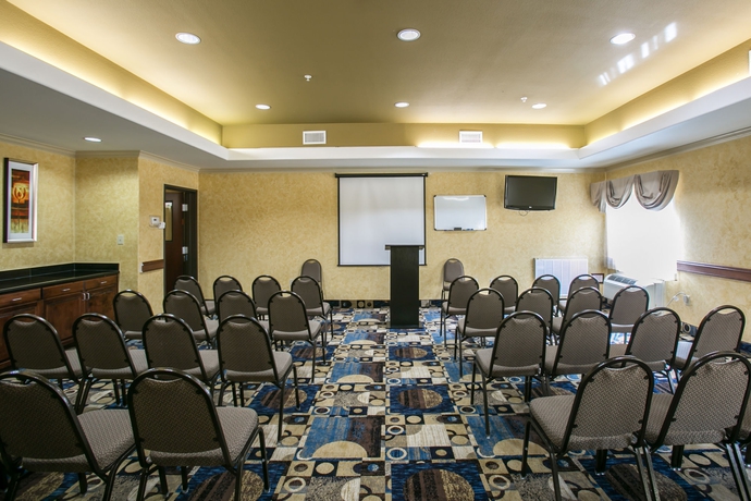 Imagen de los interiores del Hotel Sleep Inn and Suites Near Downtown North. Foto 13