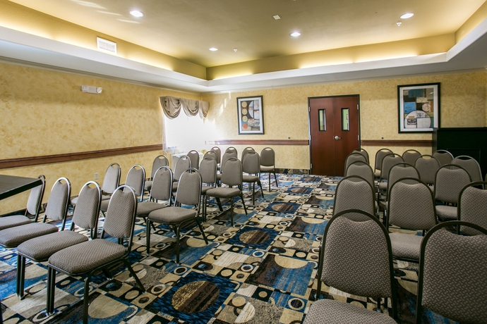 Imagen de los interiores del Hotel Sleep Inn and Suites Near Downtown North. Foto 14