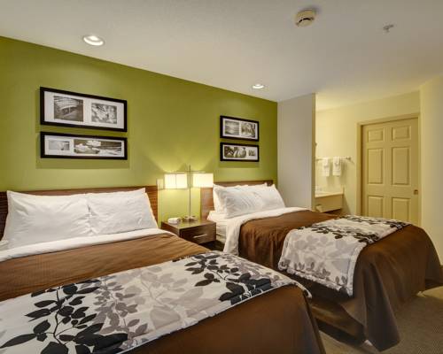 Imagen de la habitación del Hotel Sleep Inn and Suites Niantic. Foto 12