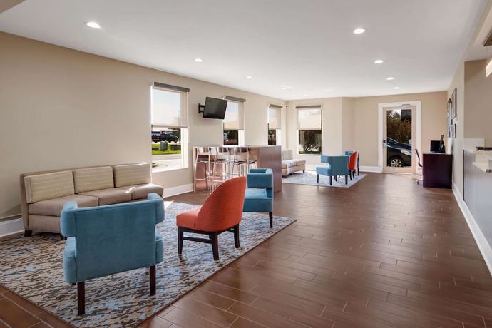 Imagen de los interiores del Hotel Sleep Inn and Suites Niceville &ndash; Destin. Foto 18