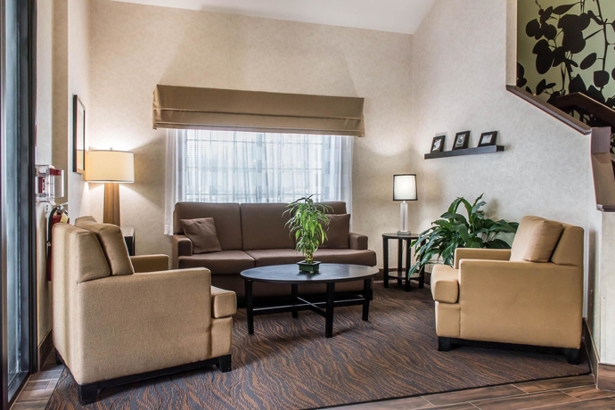 Imagen de los interiores del Hotel Sleep Inn and Suites Of Lancaster County. Foto 19