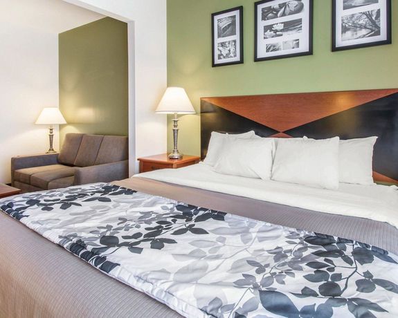 Imagen de la habitación del Hotel Sleep Inn and Suites Panama City Beach. Foto 9