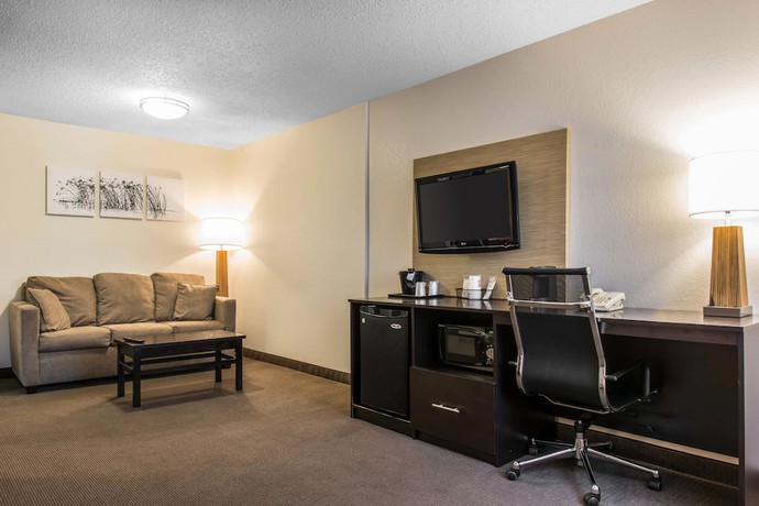 Imagen de la habitación del Hotel Sleep Inn and Suites Pittsburgh. Foto 12