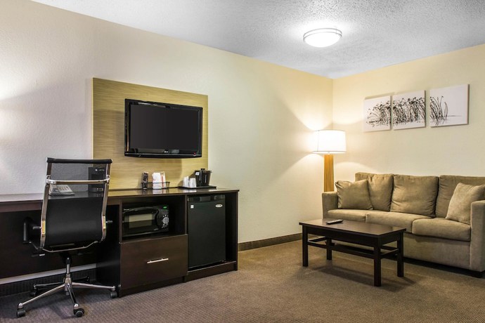 Imagen de la habitación del Hotel Sleep Inn and Suites Pittsburgh. Foto 15