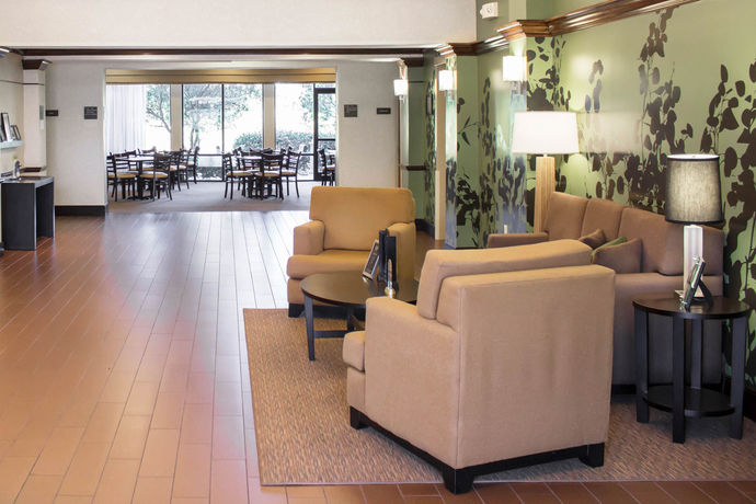 Imagen de los interiores del Hotel Sleep Inn and Suites Smithfield Near I-95. Foto 14