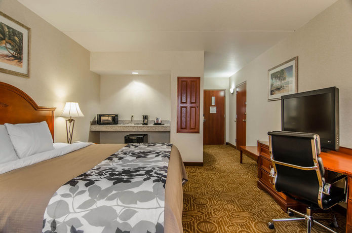 Imagen de los interiores del Hotel Sleep Inn and Suites Springdale West. Foto 10
