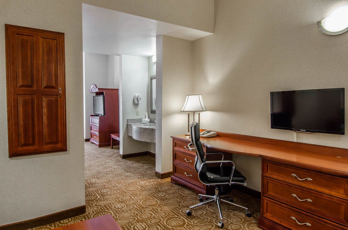 Imagen de la habitación del Hotel Sleep Inn and Suites Springdale West. Foto 6