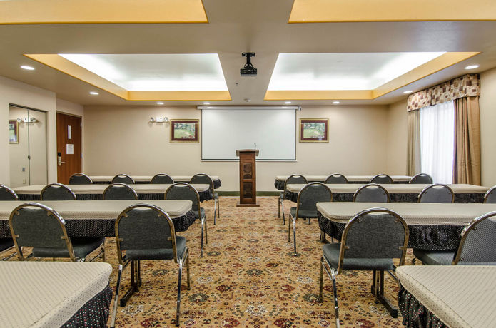 Imagen de los interiores del Hotel Sleep Inn and Suites Springdale West. Foto 15