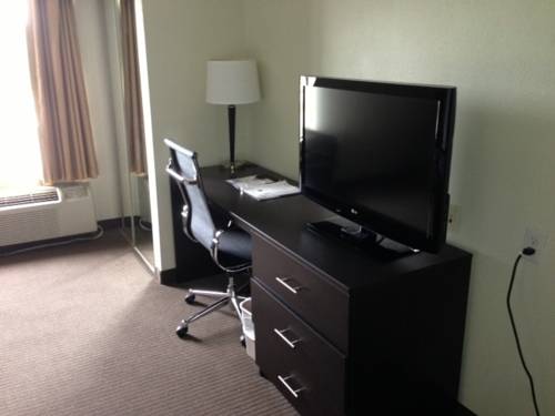 Imagen de la habitación del Hotel Sleep Inn and Suites Stony Creek - Petersburg South. Foto 5