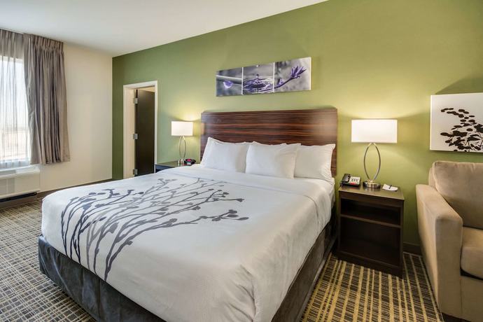 Imagen de la habitación del Hotel Sleep Inn and Suites Yukon Oklahoma City. Foto 2