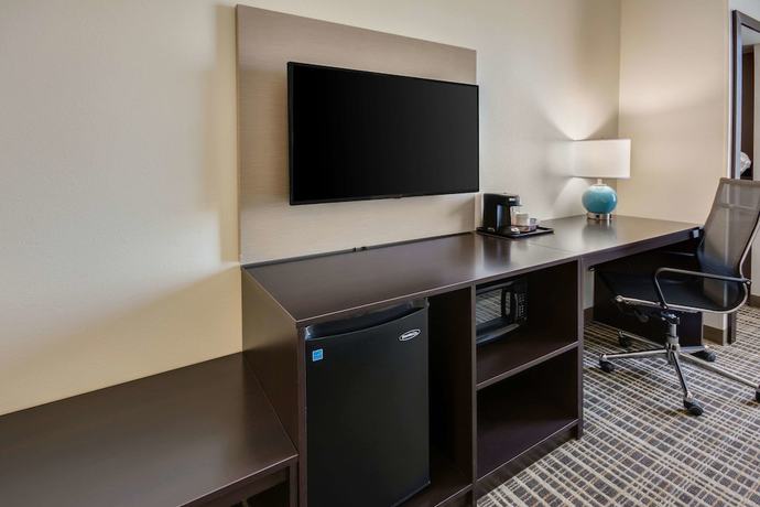 Imagen de la habitación del Hotel Sleep Inn and Suites Yukon Oklahoma City. Foto 6