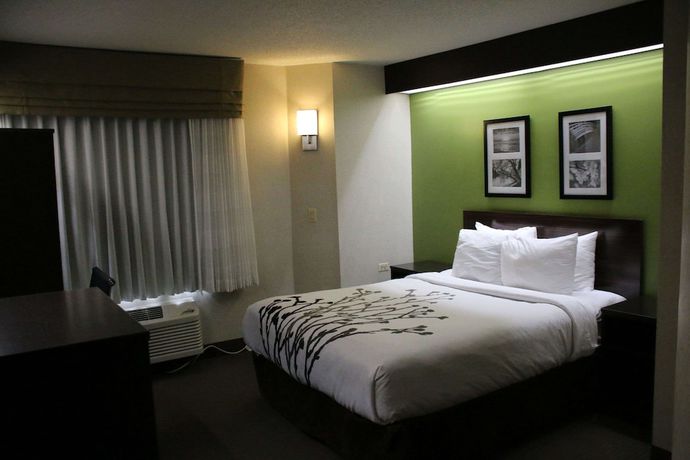 Imagen de la habitación del Hotel Sleep Inn near Great Lakes Naval Base. Foto 8