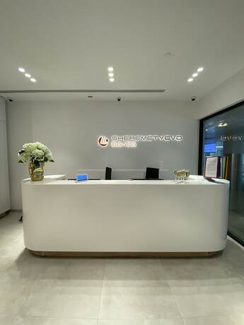 Imagen general del Hotel Sleep Lounge Terminal D - Hostel. Foto 6