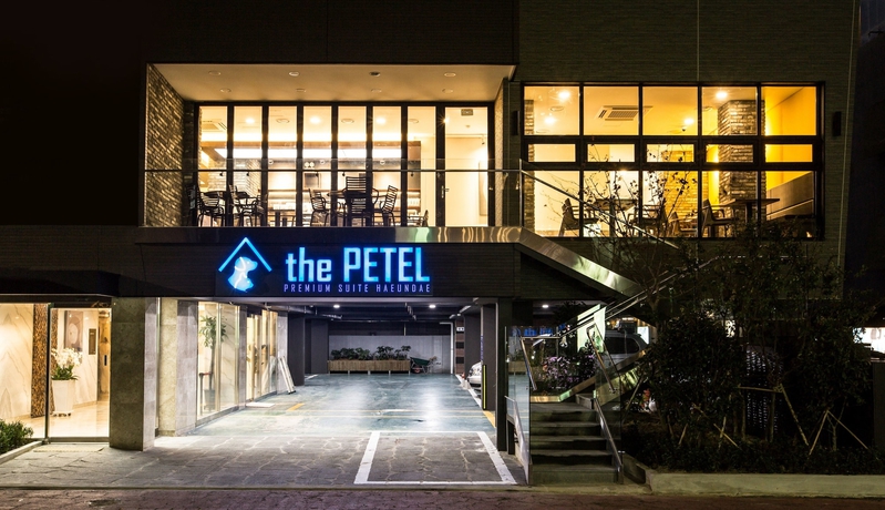 Imagen general del Hotel Sleep With Your Own Pet Only - The Petel. Foto 4