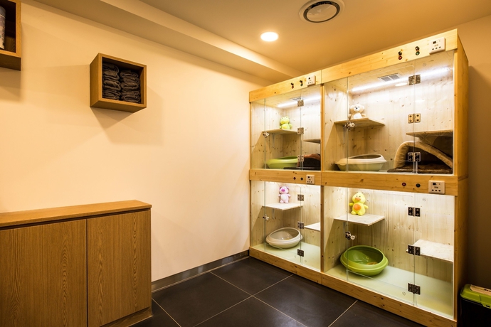 Imagen de los interiores del Hotel Sleep With Your Own Pet Only - The Petel. Foto 11