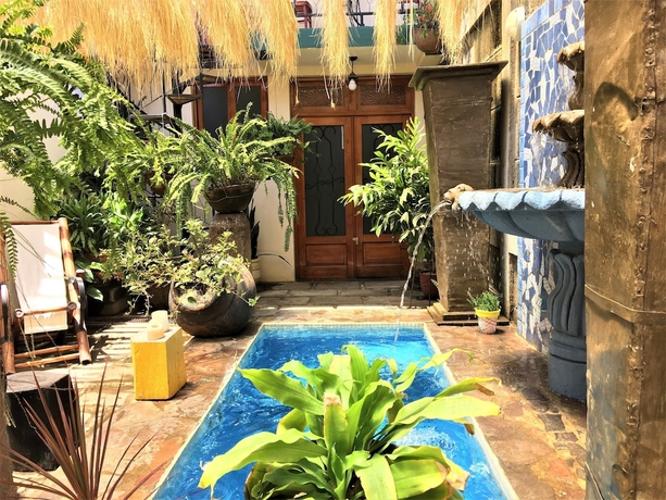 Imagen de la piscina del Hotel Sleep and Dream. Foto 15