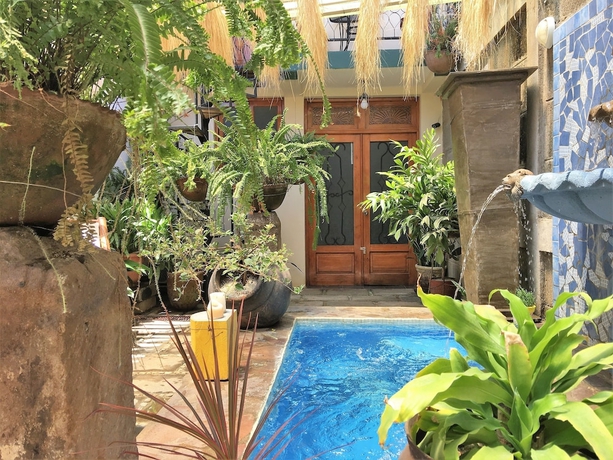 Imagen de la piscina del Hotel Sleep and Dream. Foto 16