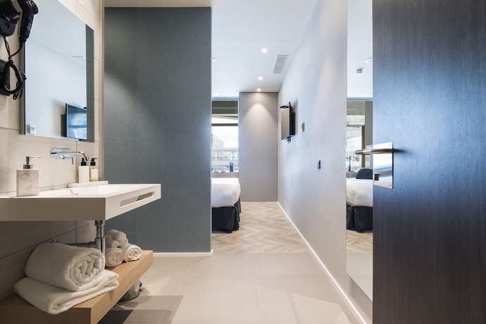 Imagen de la habitación del Hotel Sleep and Fly. Foto 15