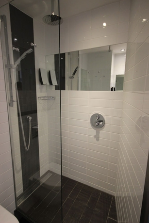 Imagen de la habitación del Hotel Sleeperz Dundee. Foto 17