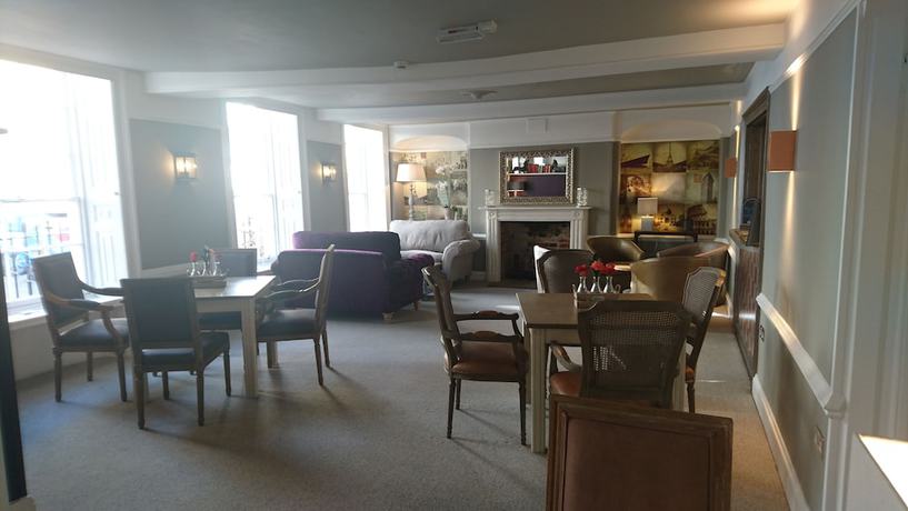 Imagen del bar/restaurante del Hotel Sleeping Bear Hotels Dorchester. Foto 3
