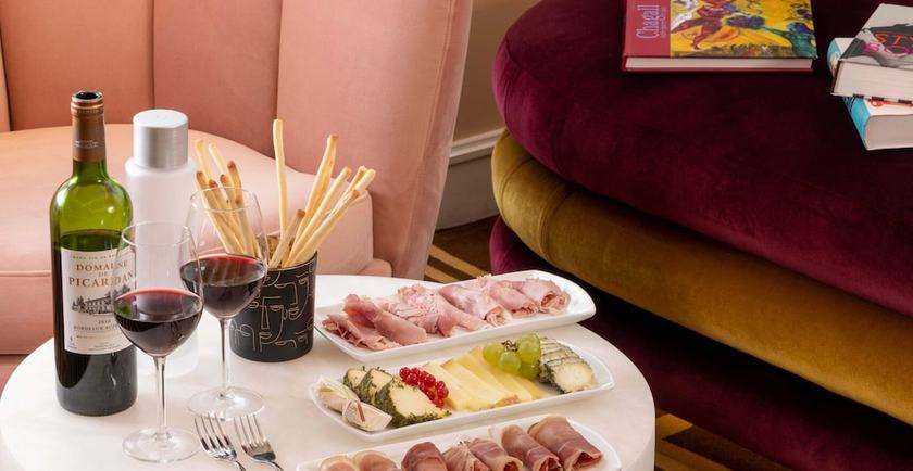 Imagen de los interiores del Hotel Sleeping Belle. Foto 17