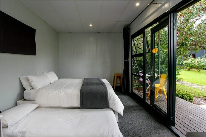 Imagen de la habitación del Hotel Sleepover Lanseria. Foto 15