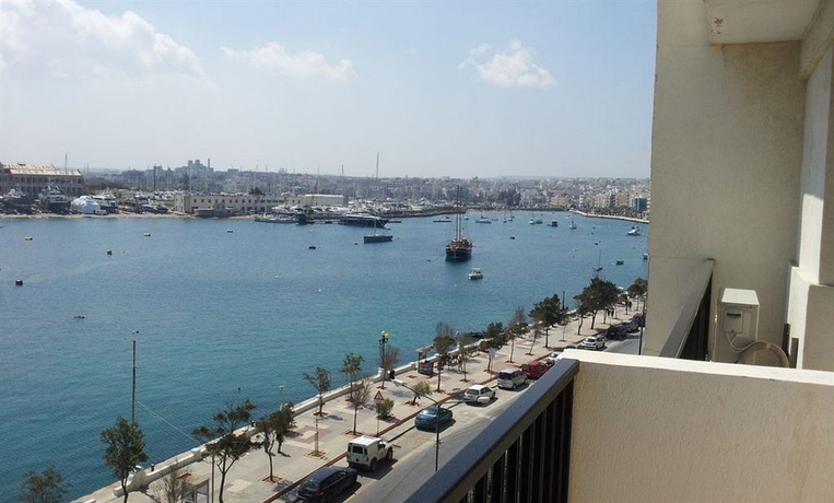 Imagen de la habitación del Hotel Sliema Hotel By St Hotels. Foto 9