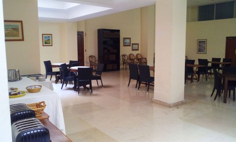 Imagen del bar/restaurante del Hotel Sliema Hotel By St Hotels. Foto 4