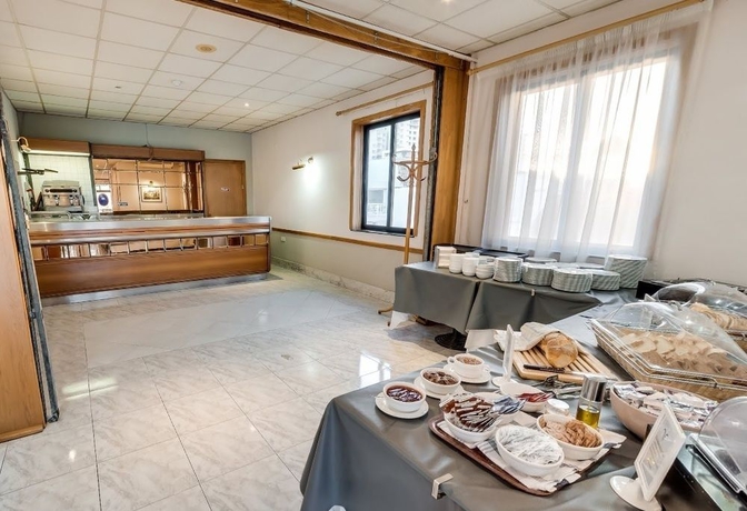 Imagen del bar/restaurante del Hotel Sliema Marina. Foto 4