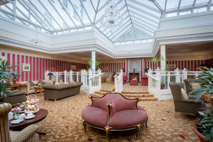 Imagen de los interiores del Hotel Slieve Russell Golf and Country Club. Foto 16