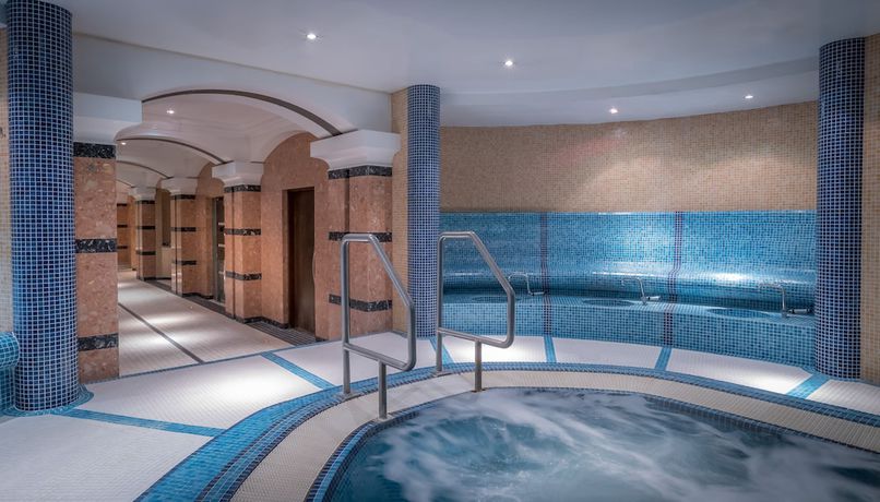Imagen de la piscina del Hotel Slieve Russell Golf and Country Club. Foto 20